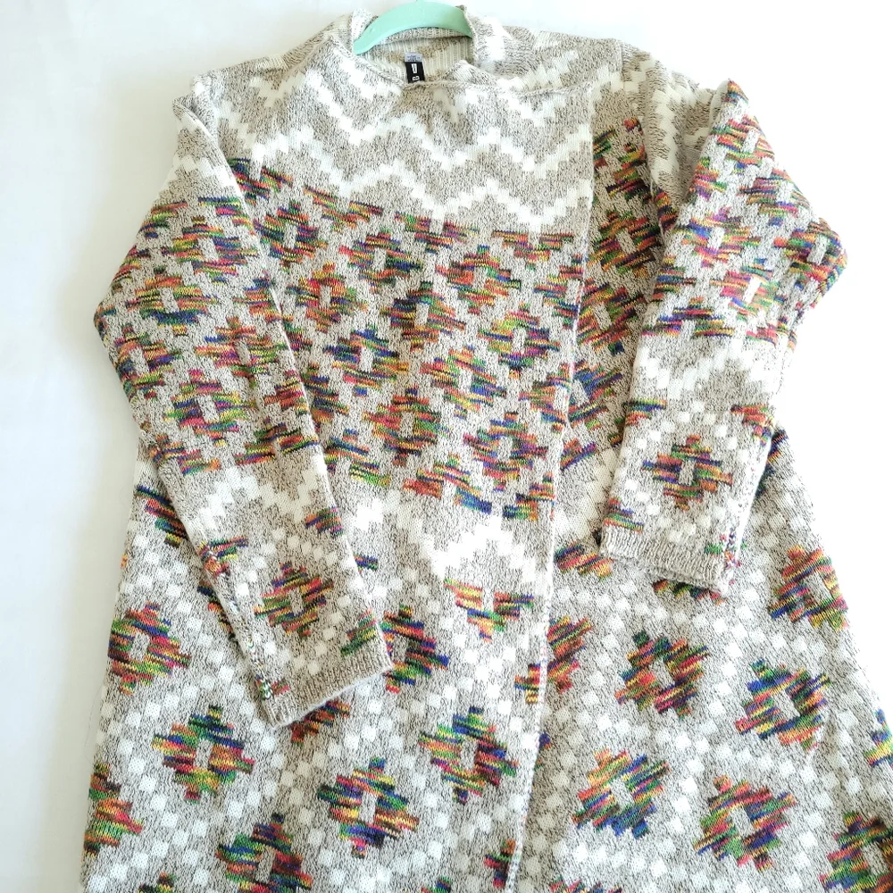 Design Lab Aztec pattern sweater - Picture 5 of 12